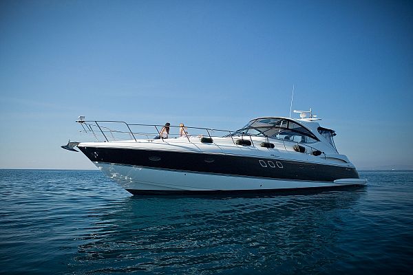 Motor yacht